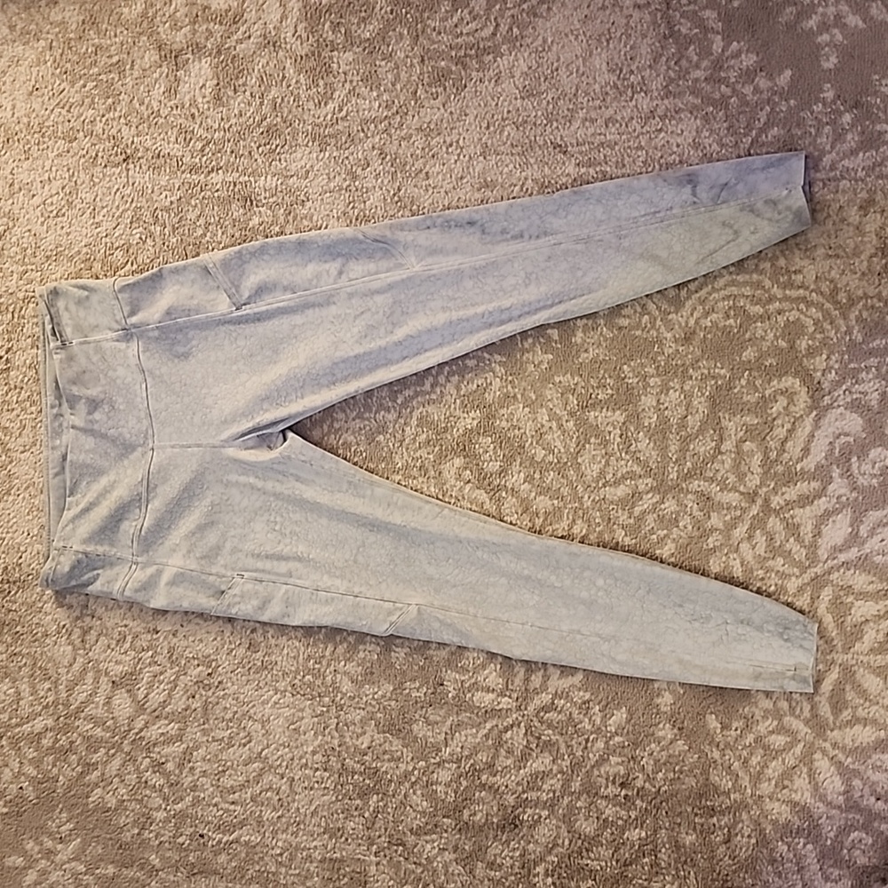 Lululemon Yoga Pants Size 10 Adjustable Drawstring, Cargo pockets